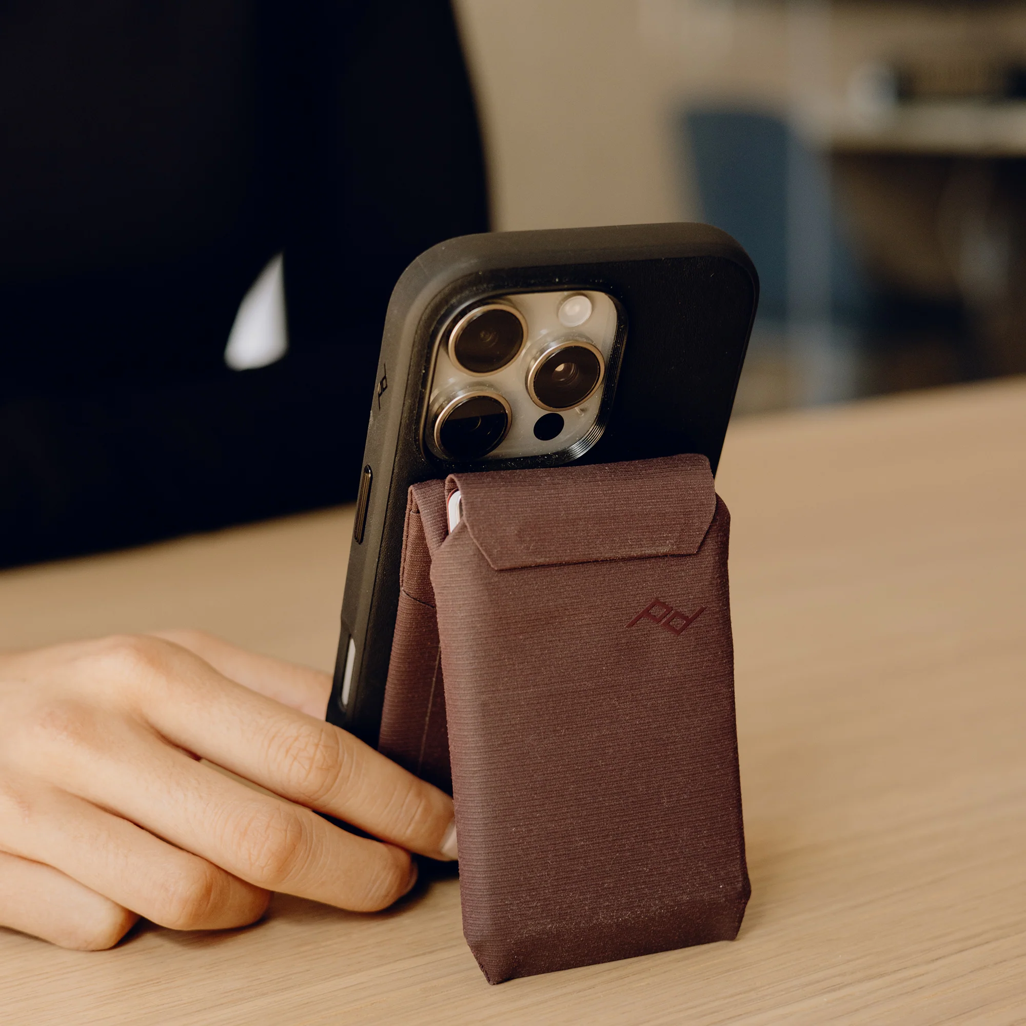 Everyday Clarino Case | iPhone 16 Pro Max Black - Image 4