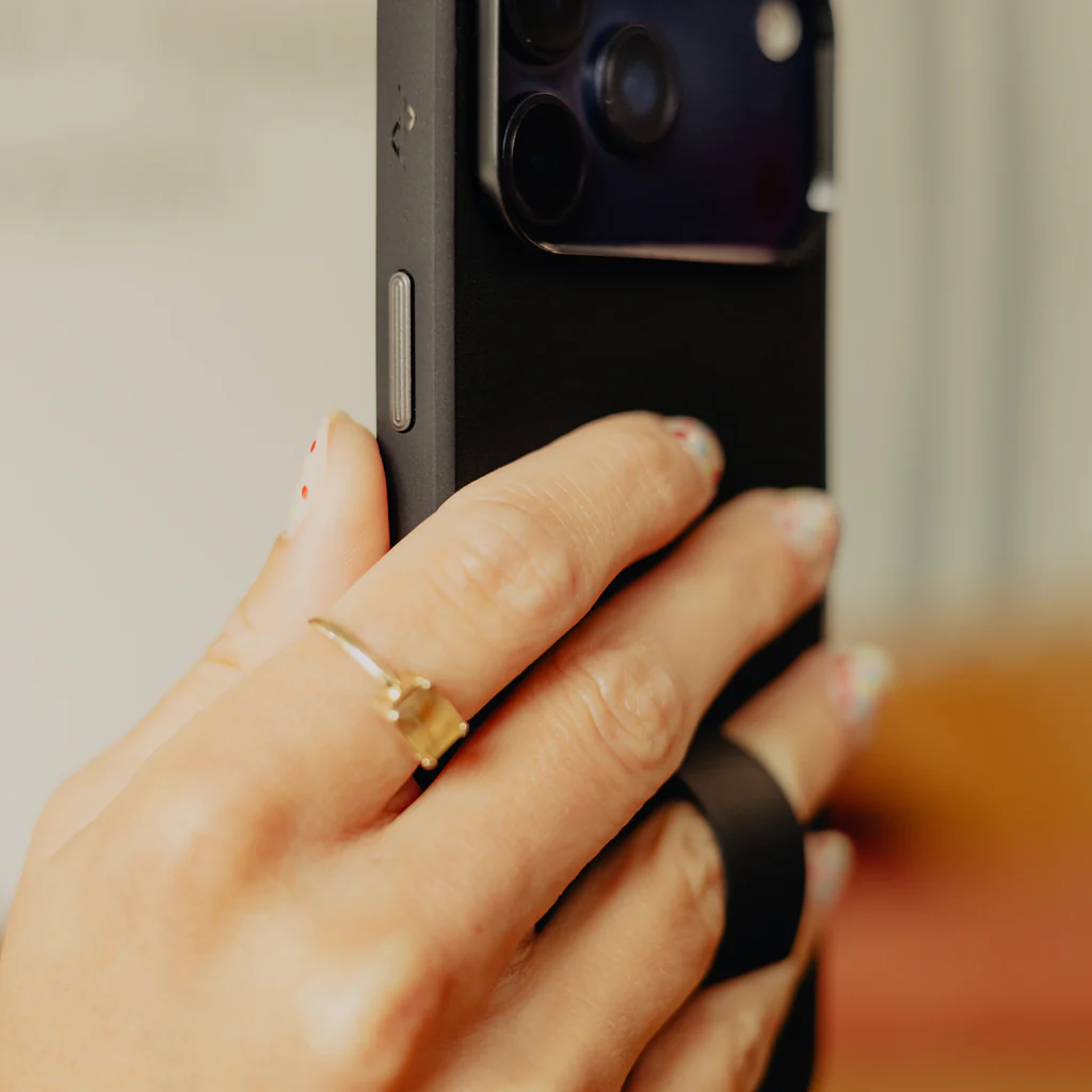 Everyday Loop Case | iPhone 17 Pro Max | Black - Image 3